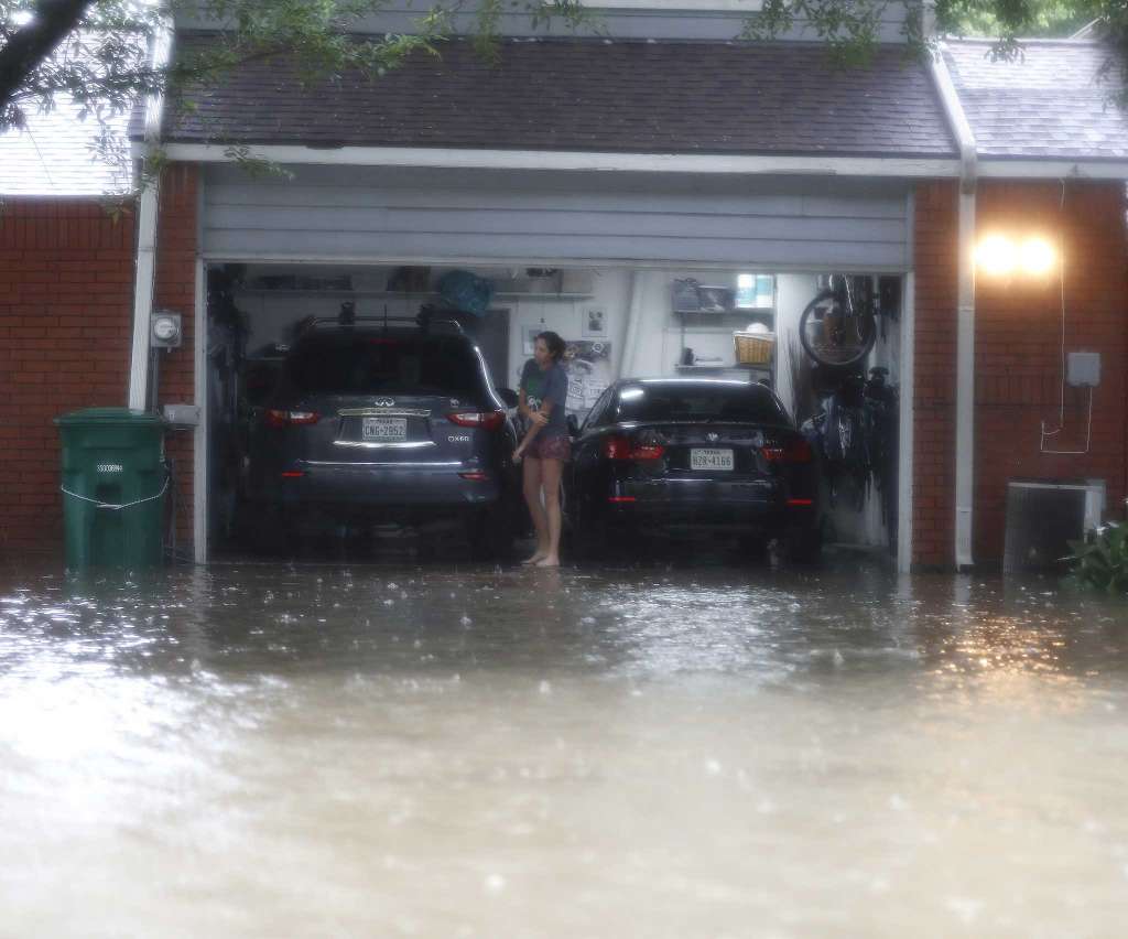 How Storms Affect Garage Doors
