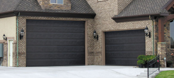 The Best Solutions for Long-Lasting Garage Doors