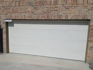 residential-flush-white-garage-door